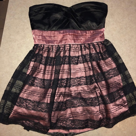 Short Prom Dress - Picture 1 of 1